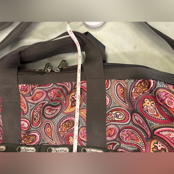 Le Sport Sac Deluxe Large Weekender in Gorgeous Hot Pink and Gray Paisley. - Picture 8 of 12